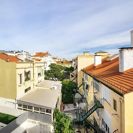 Apartamento Whome Charming Urban Retreat With Skyline Views