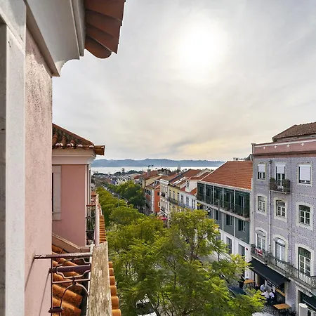 Whome Charming Urban Retreat With Skyline Views * 리스본